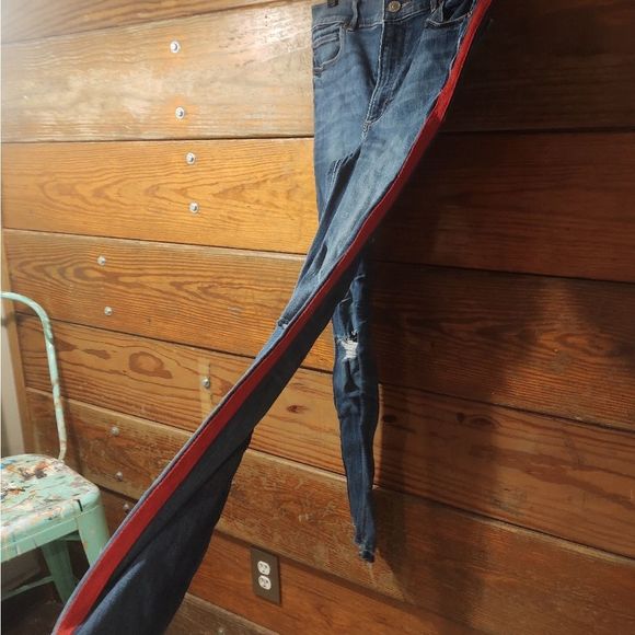 EXPRESS | RED STRIPE DISTRESSED JEANS 10 LONG - Picture 3 of 5